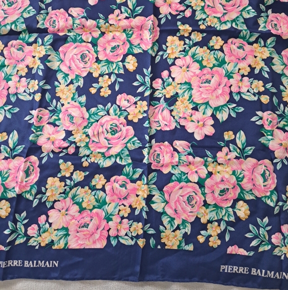Vintage Pierre Balmain Handkerchief Neckerchief Bandana Floral Square 34"X33" - Picture 10 of 12